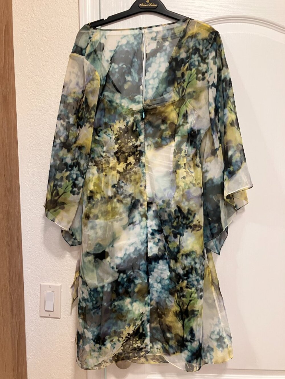 Kay Unger New York Sheer Watercolor Overlay Dress | Size 12 - Picture 9 of 10